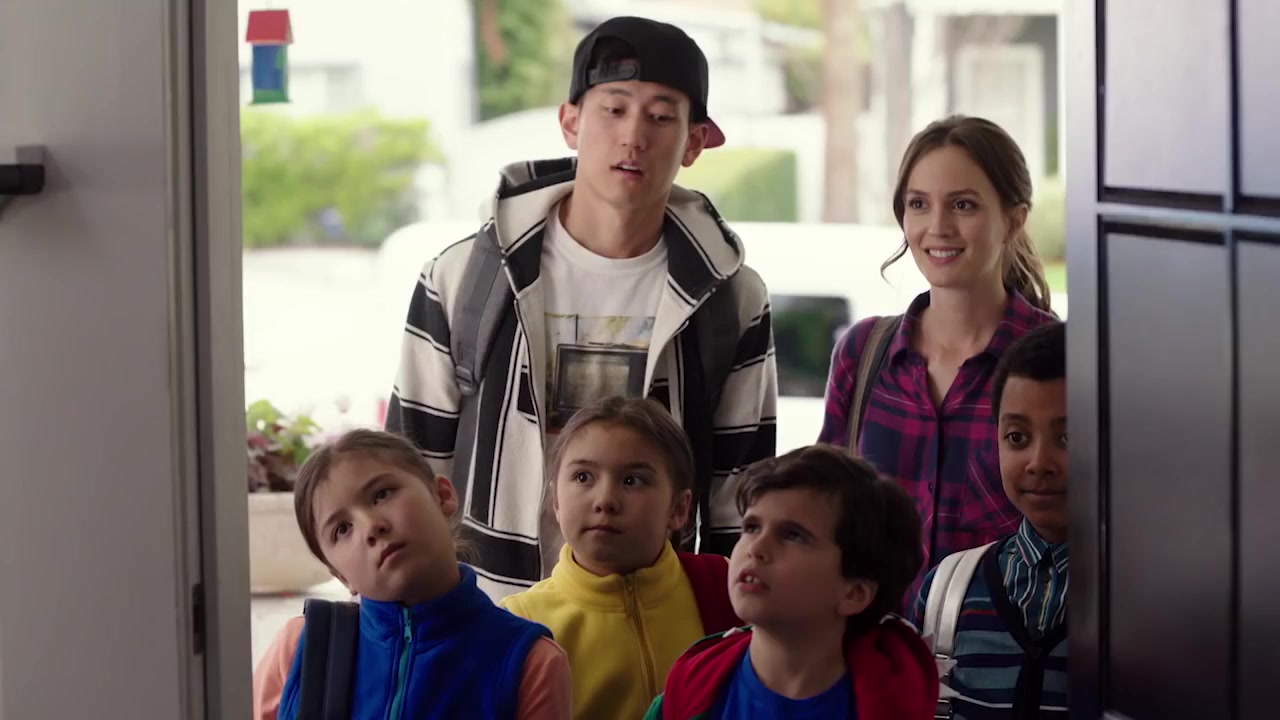 Single_Parents_-_Official_Trailer_311.jpg