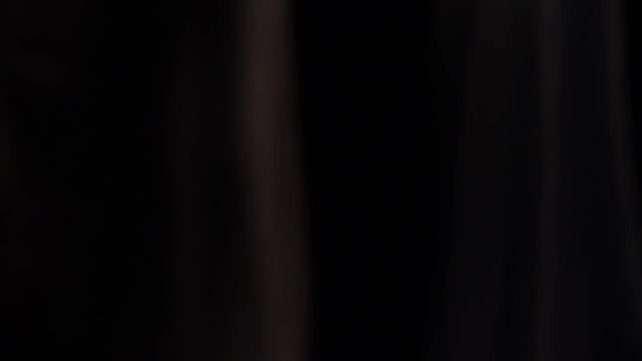 Single_Parents_-_Official_Trailer_313.jpg