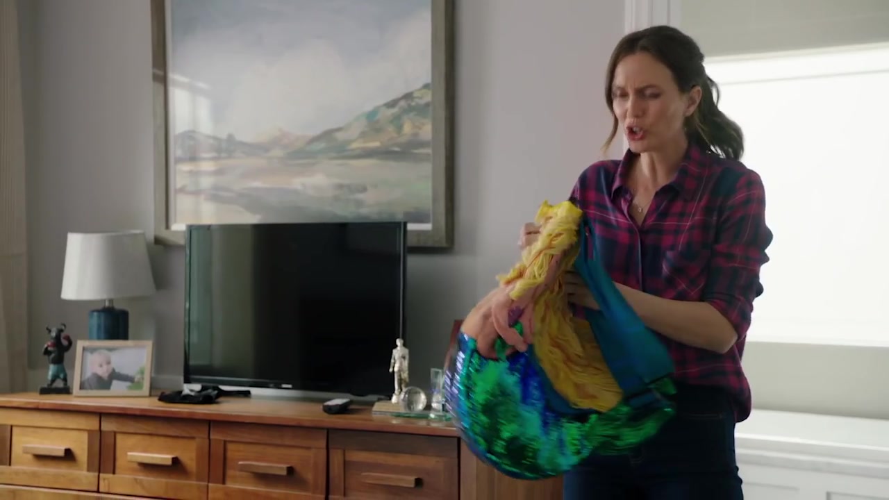 Single_Parents_-_Official_Trailer_324.jpg