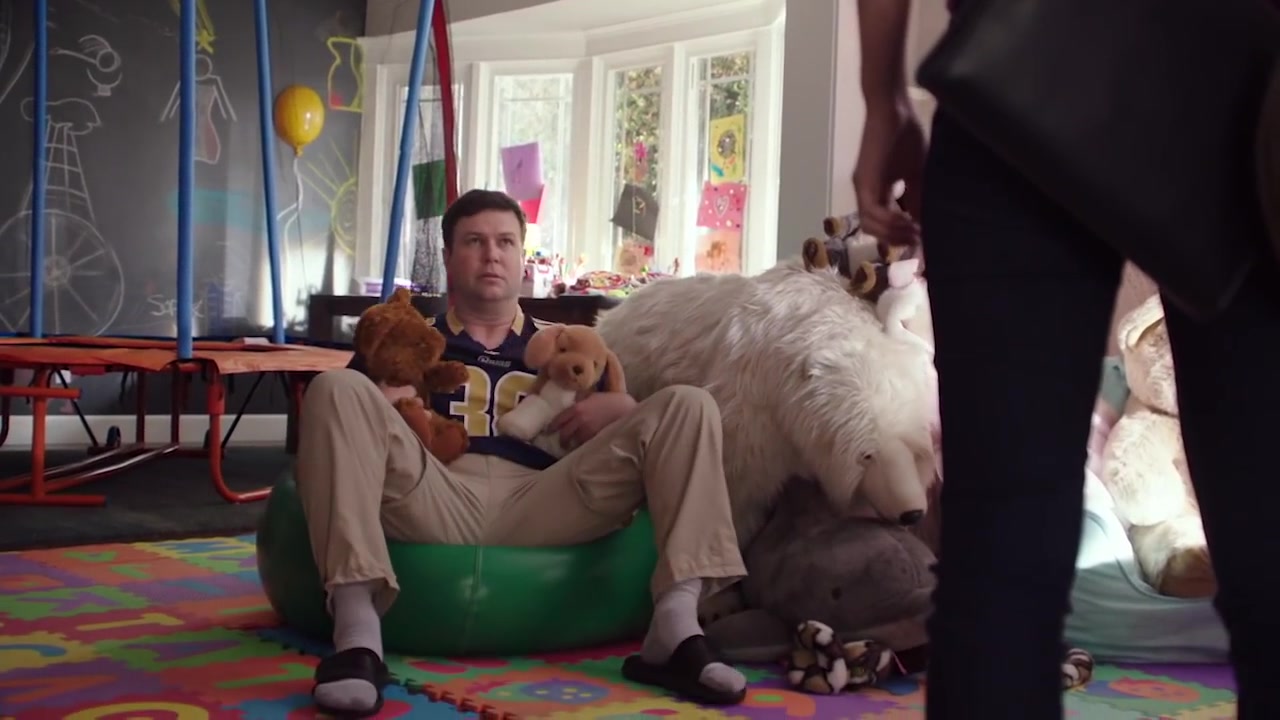Single_Parents_-_Official_Trailer_338.jpg