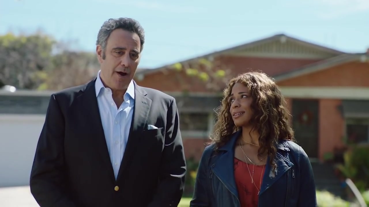 Single_Parents_-_Official_Trailer_381.jpg