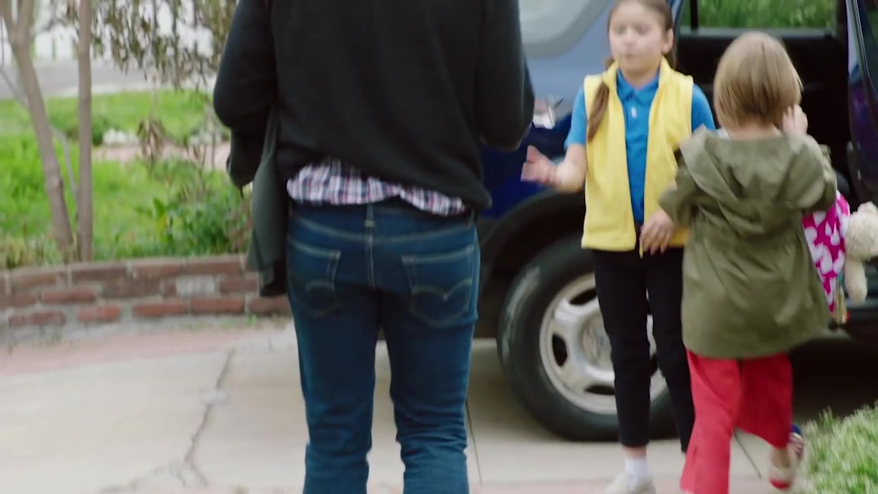 Single_Parents_-_Official_Trailer_457.jpg