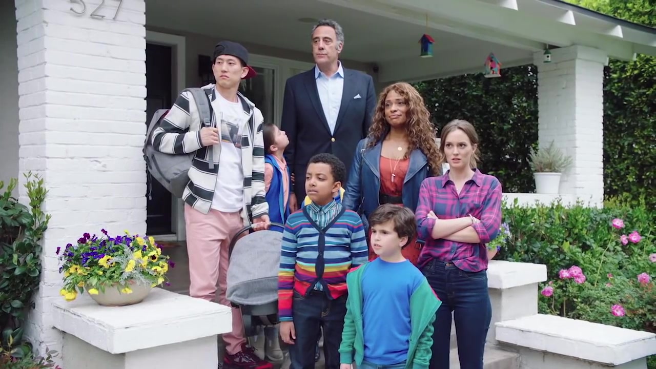 Single_Parents_-_Official_Trailer_461.jpg