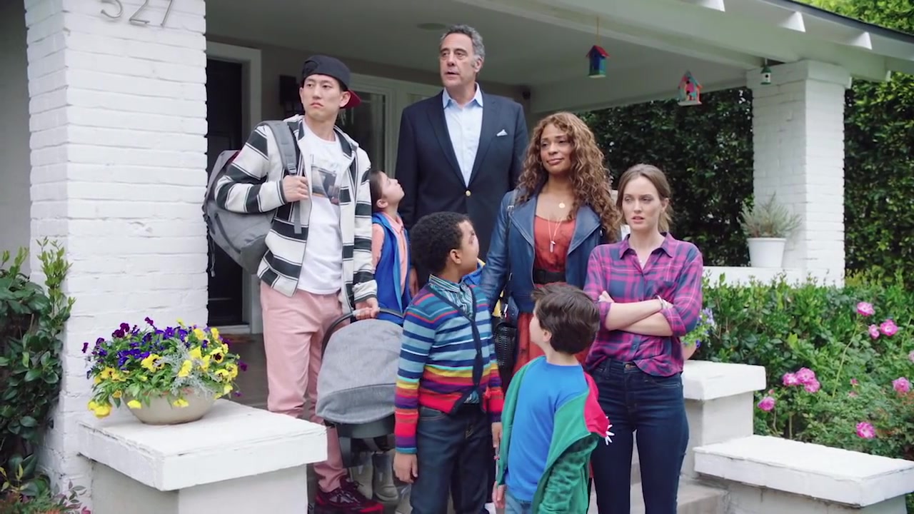 Single_Parents_-_Official_Trailer_463.jpg