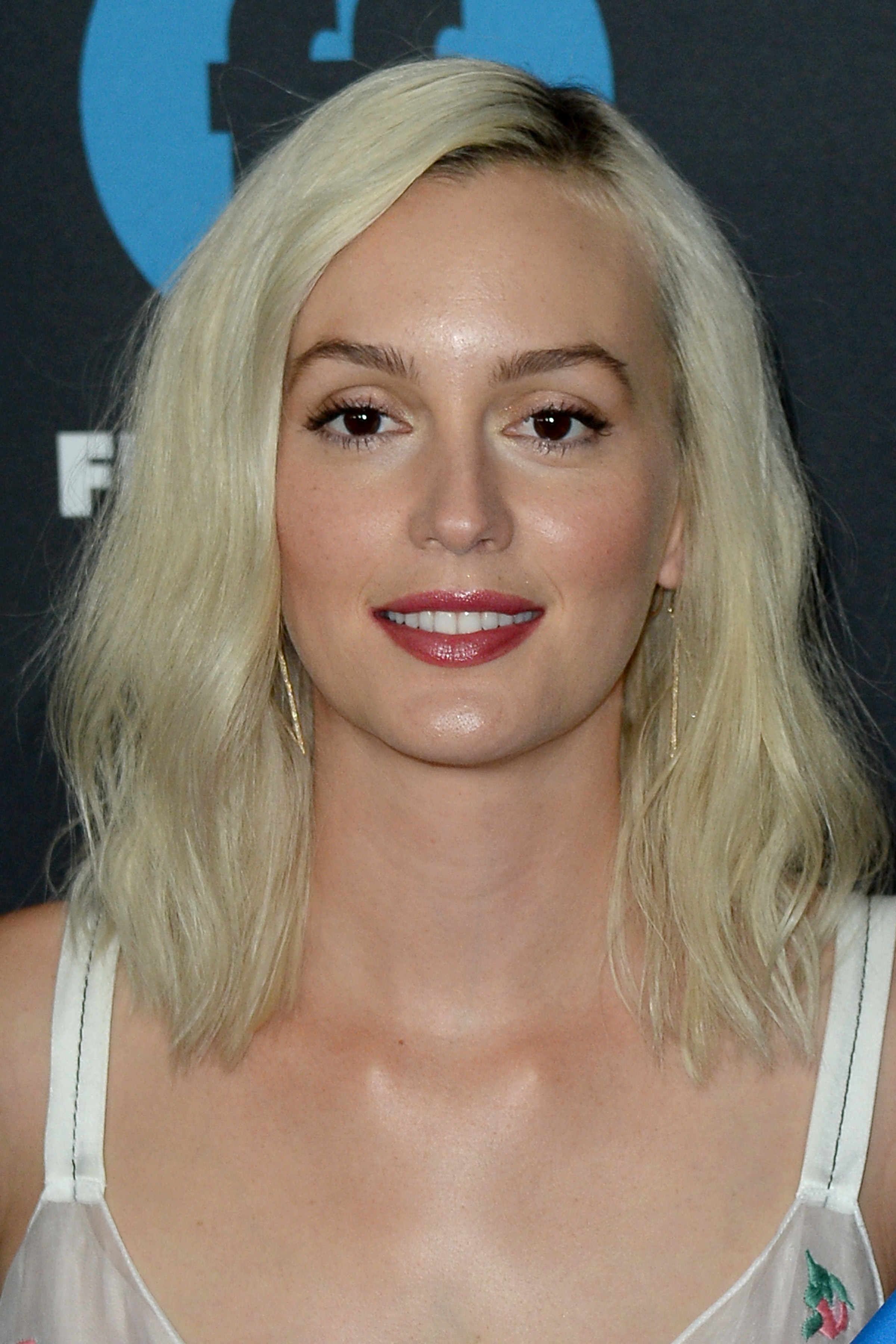 _2018_Disney2C_ABC2C_Freeform_Upfront_at_Tavern_On_The_Green_in_New_York_City__286229.jpg