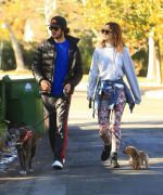 December_22__Out_in_Los_angeles__28329.jpg