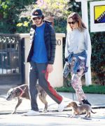 December_22__Out_in_Los_angeles__28429.jpg