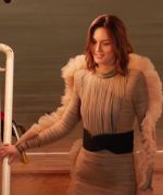 Leighton_Meester_talks_hi-lo_and_motherhood_fashion_277.jpg