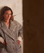 Leighton_Meester_talks_hi-lo_and_motherhood_fashion_321.jpg