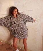 Leighton_Meester_talks_hi-lo_and_motherhood_fashion_351~0.jpg