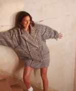 Leighton_Meester_talks_hi-lo_and_motherhood_fashion_354.jpg