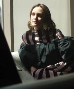 Leighton_Meester_talks_hi-lo_and_motherhood_fashion_469.jpg