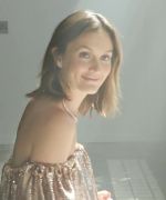 Leighton_Meester_talks_hi-lo_and_motherhood_fashion_477.jpg