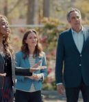 Single_Parents_-_Official_Trailer_209.jpg