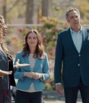 Single_Parents_-_Official_Trailer_211.jpg