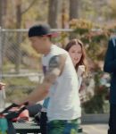 Single_Parents_-_Official_Trailer_241.jpg