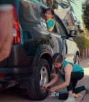Single_Parents_-_Official_Trailer_372.jpg
