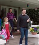 Single_Parents_-_Official_Trailer_454.jpg