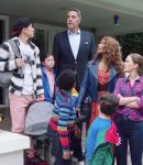 Single_Parents_-_Official_Trailer_466.jpg