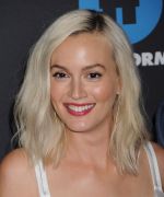 _2018_Disney2C_ABC2C_Freeform_Upfront_at_Tavern_On_The_Green_in_New_York_City__283829.jpg