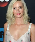 _2018_Disney2C_ABC2C_Freeform_Upfront_at_Tavern_On_The_Green_in_New_York_City__286829.jpg