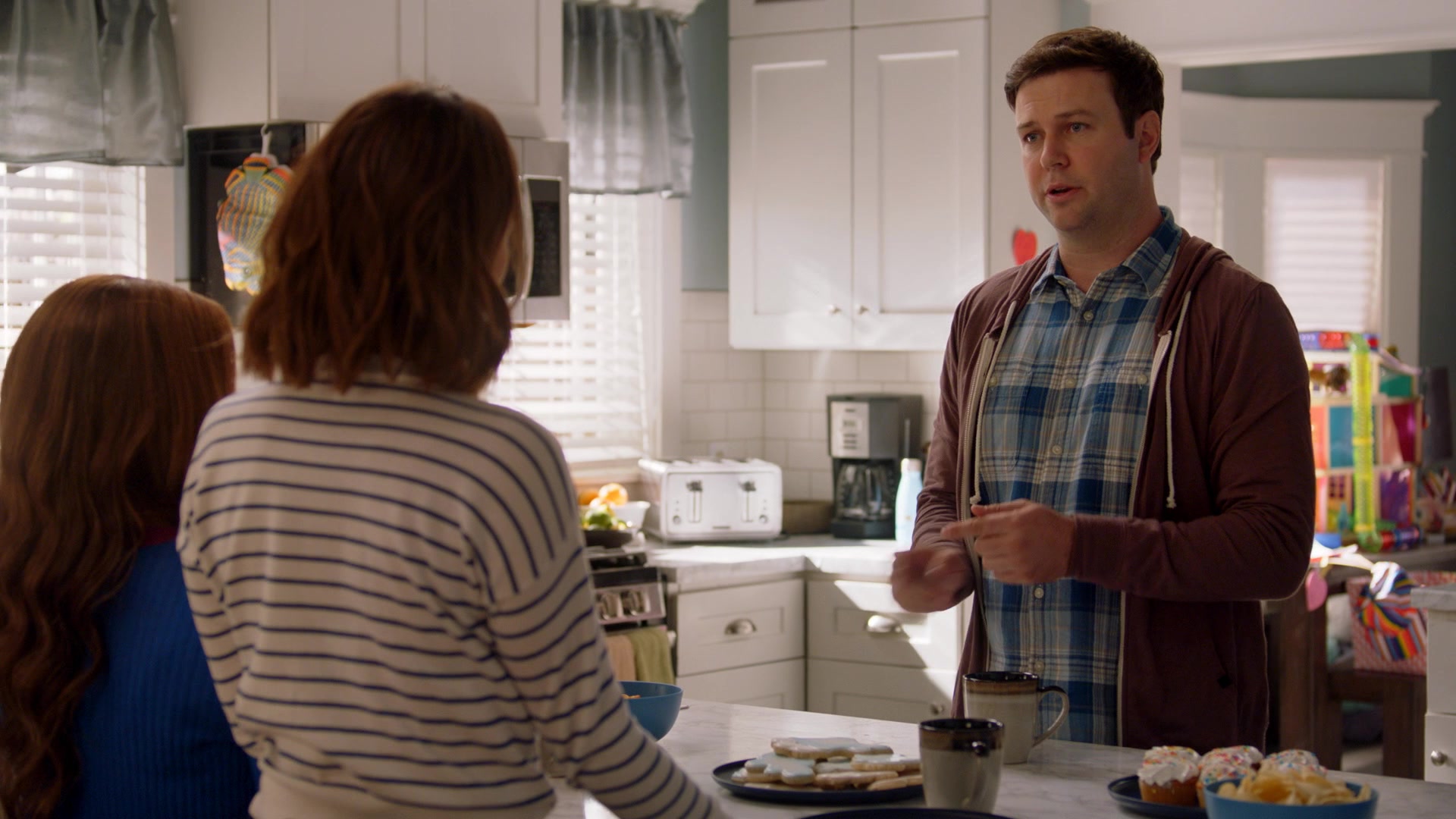 SINGLEPARENTS1X03-_0100.jpg