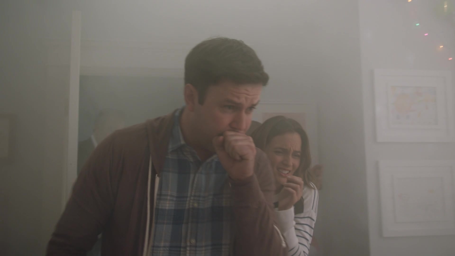 SINGLEPARENTS1X03-_0221.jpg