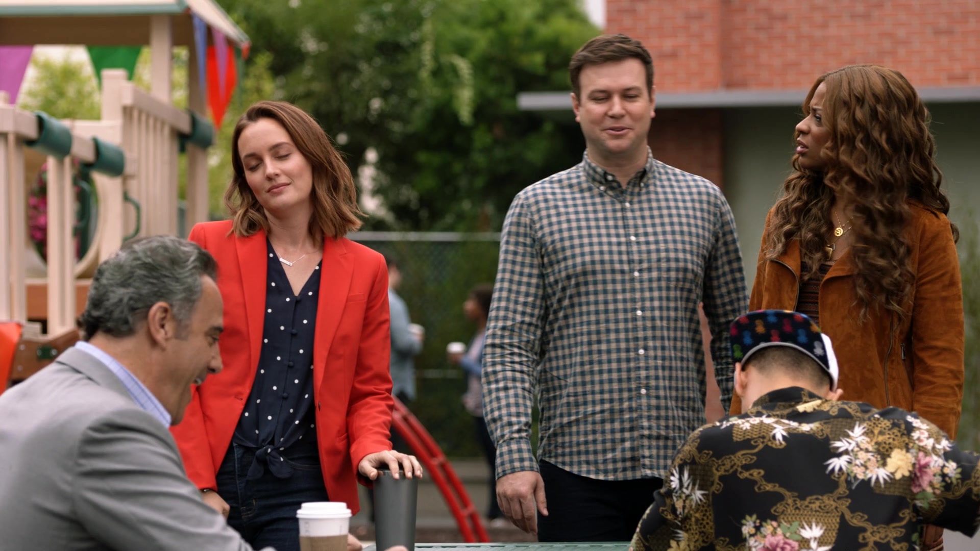 SINGLEPARENTS1X04_0370.jpg