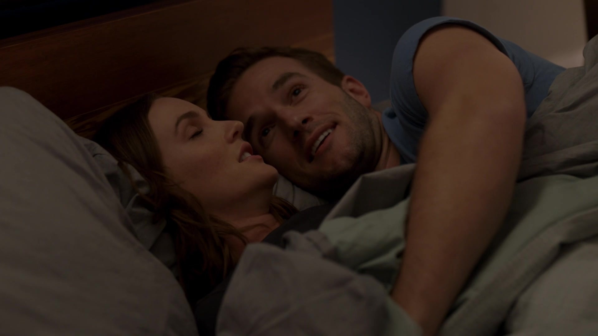 SingleParents1x02-1904.jpg