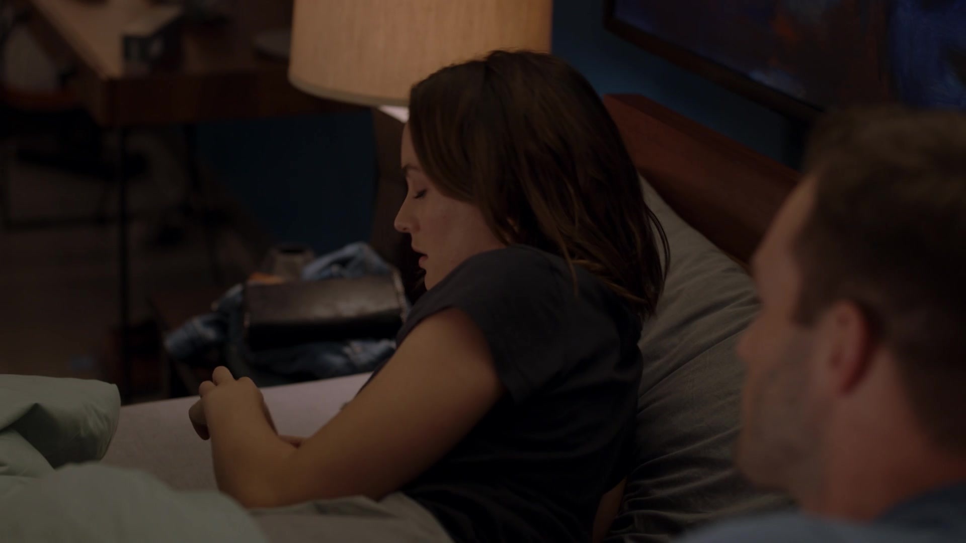 SingleParents1x02-1923.jpg