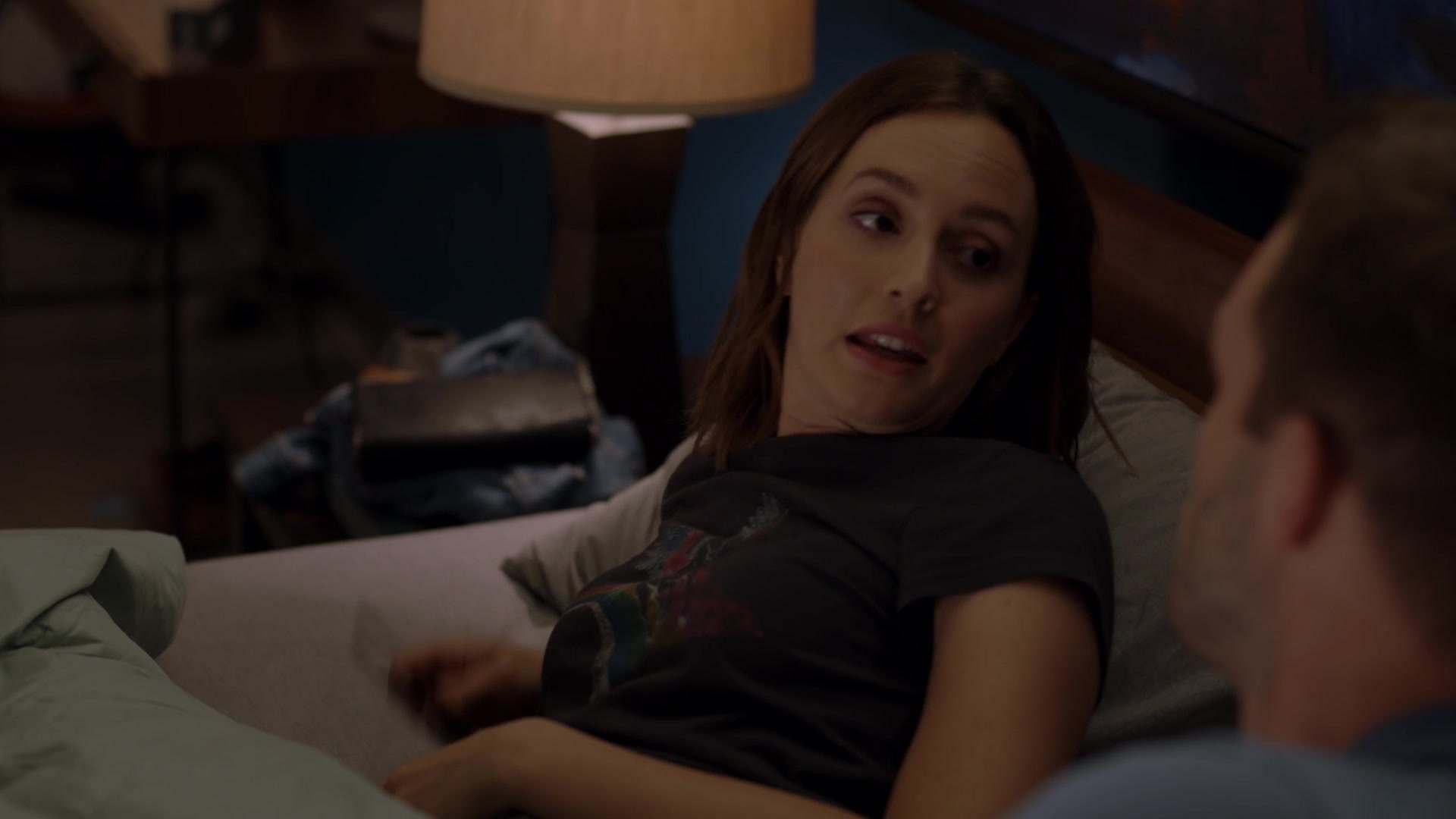 SingleParents1x02-1929.jpg