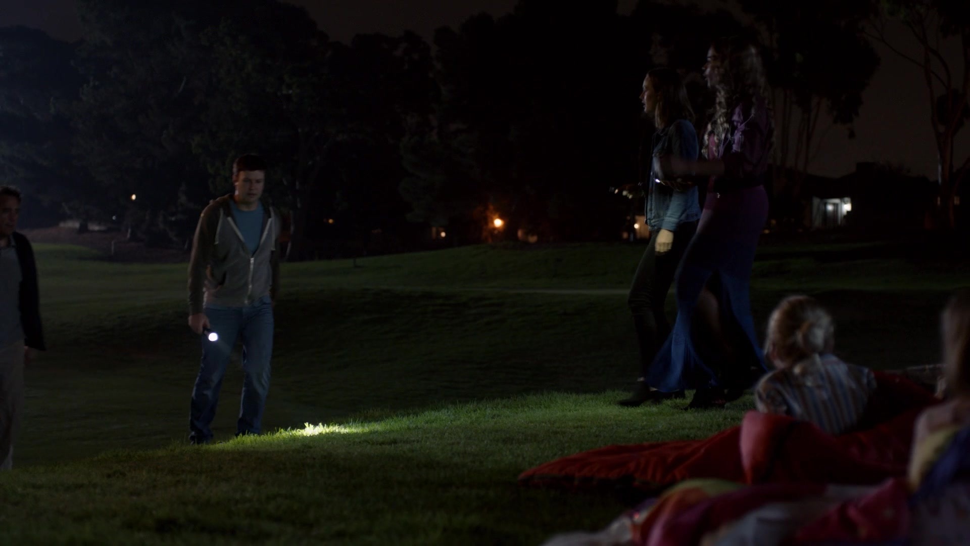 SingleParents1x02-2165.jpg