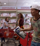 SingleParents1x02-0285.jpg